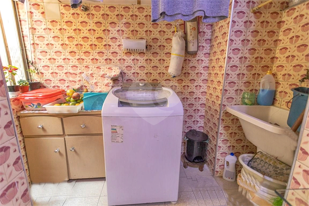 Apartamento na Lapa ao lado da Marginal. 
