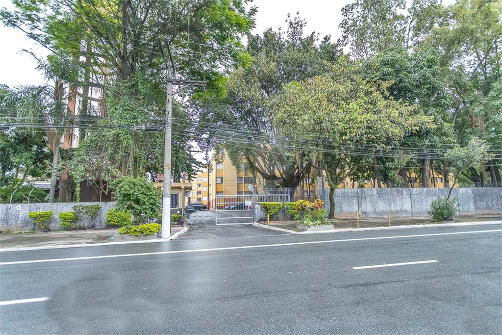 Apartamento na Lapa ao lado da Marginal. 