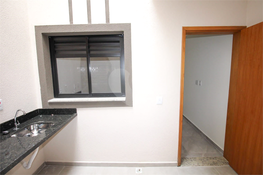 sobrado tres quartos sendo tres suites com varanda duas vagas parada inglesa