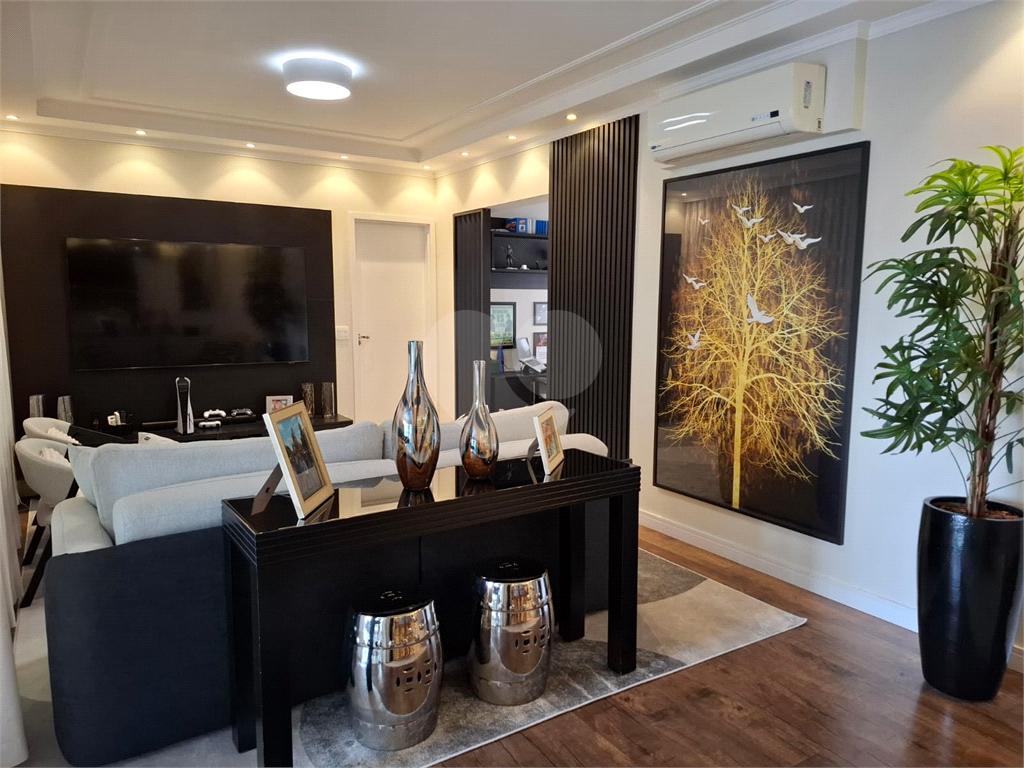 Apartamento de 145 m² na Barra Funda, 3 suítes e 2 vagas