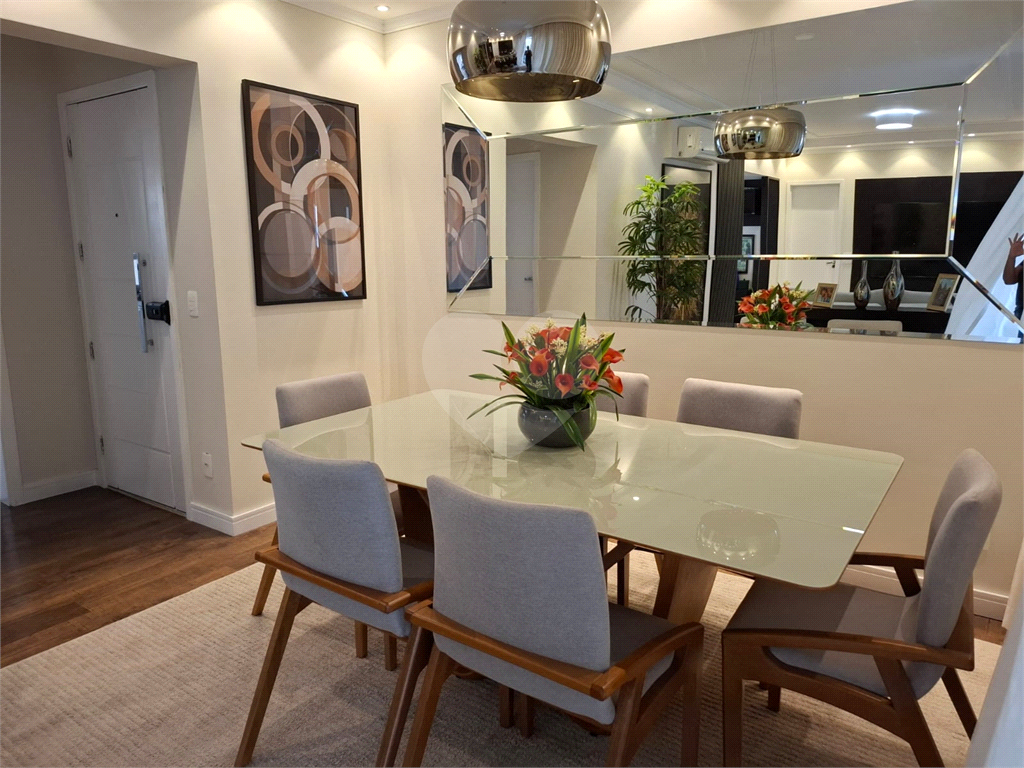 Apartamento de 145 m² na Barra Funda, 3 suítes e 2 vagas