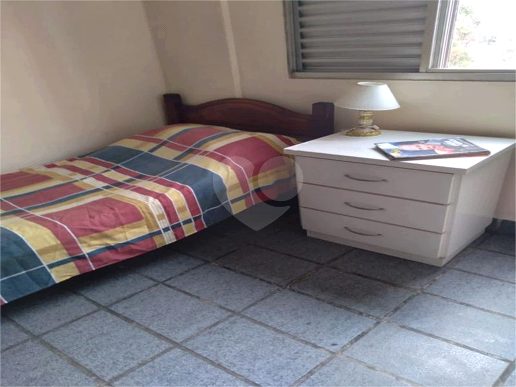 APARTAMENTO em CIDADE ADEMAR