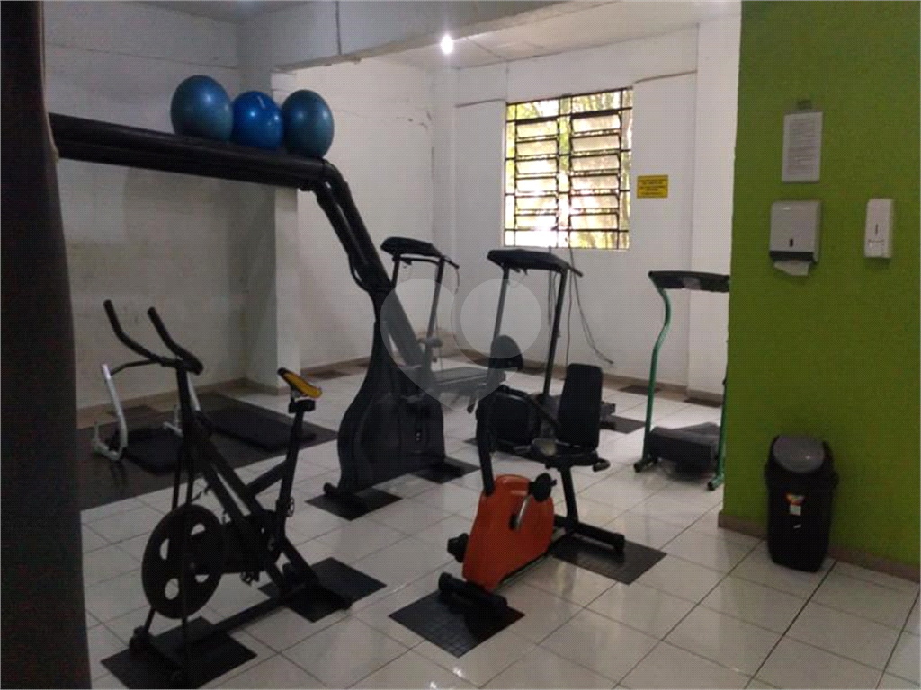 APARTAMENTO em CIDADE ADEMAR