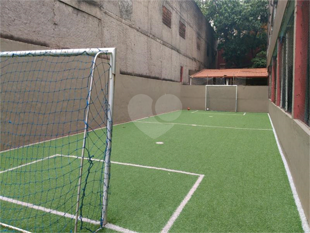 APARTAMENTO em CIDADE ADEMAR