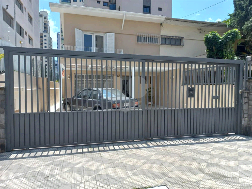 Vila Clementino bairro nobre e valorizado excelente imóvel podendo ser residencial ou comercial!!