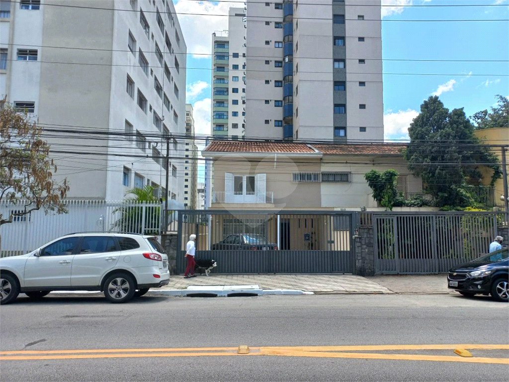 Vila Clementino bairro nobre e valorizado excelente imóvel podendo ser residencial ou comercial!!
