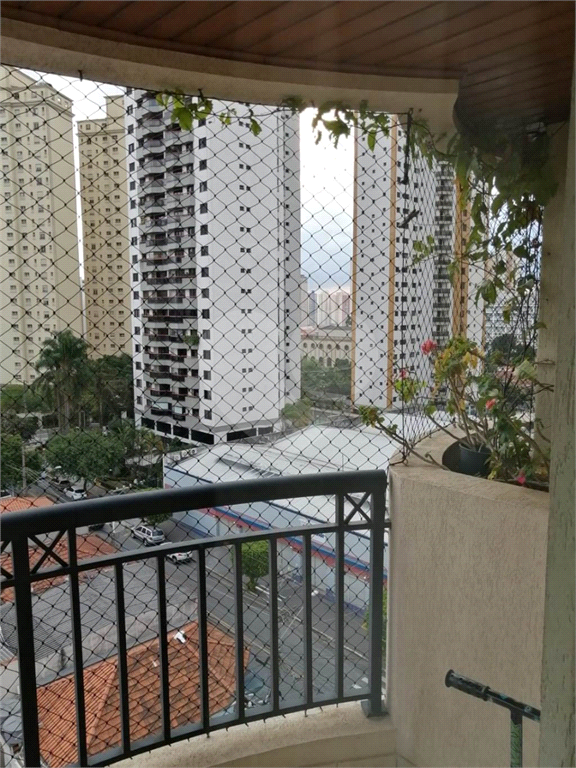 APARTAMENTO em TATUAPÉ
