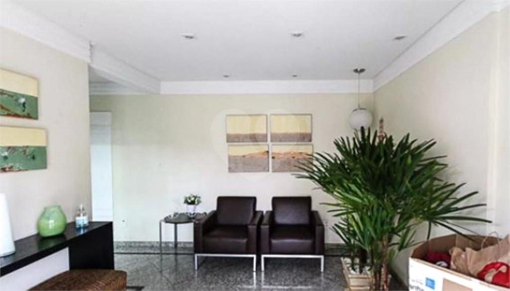APARTAMENTO em TATUAPÉ