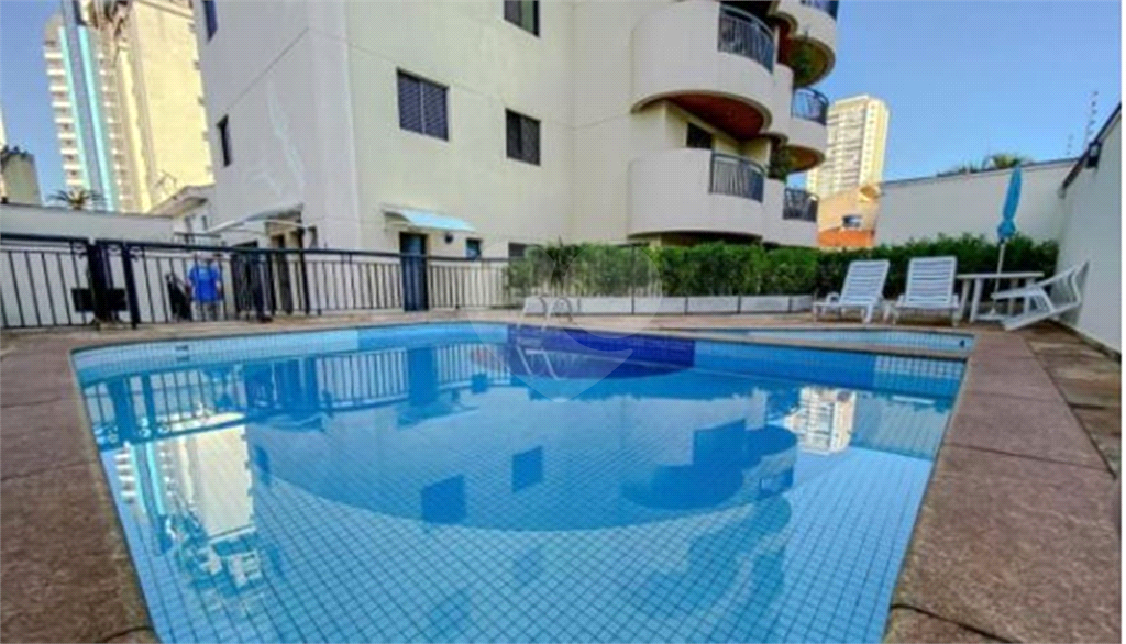 APARTAMENTO em TATUAPÉ