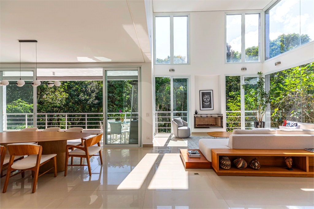 Casa de alto padrão para Venda na Serra da Cantareira