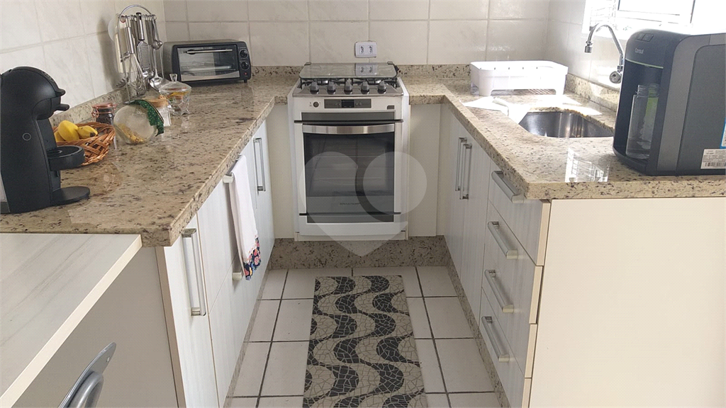 APARTAMENTO em CAMBUCI