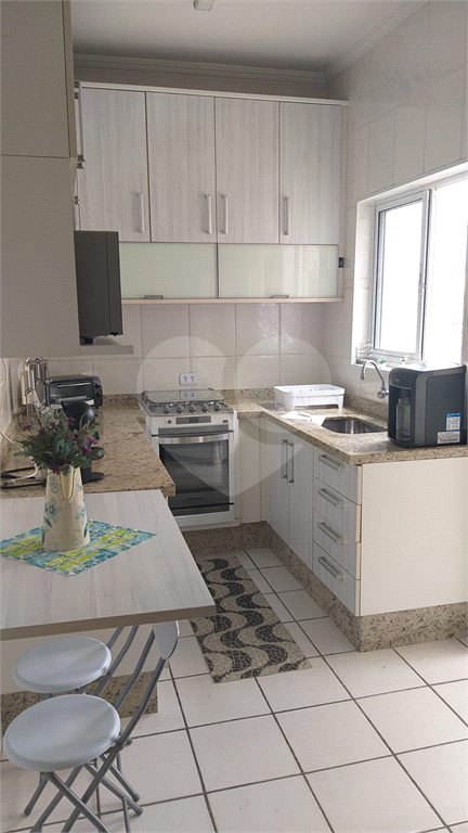 APARTAMENTO em CAMBUCI