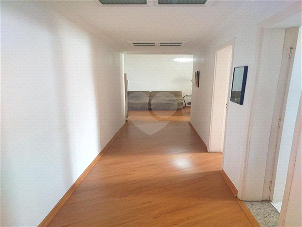 APARTAMENTO em CAMBUCI