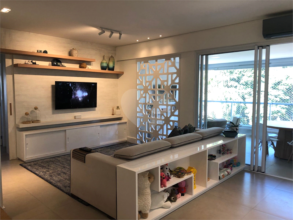 Apartamento alto padrão. 146 metros quadrados