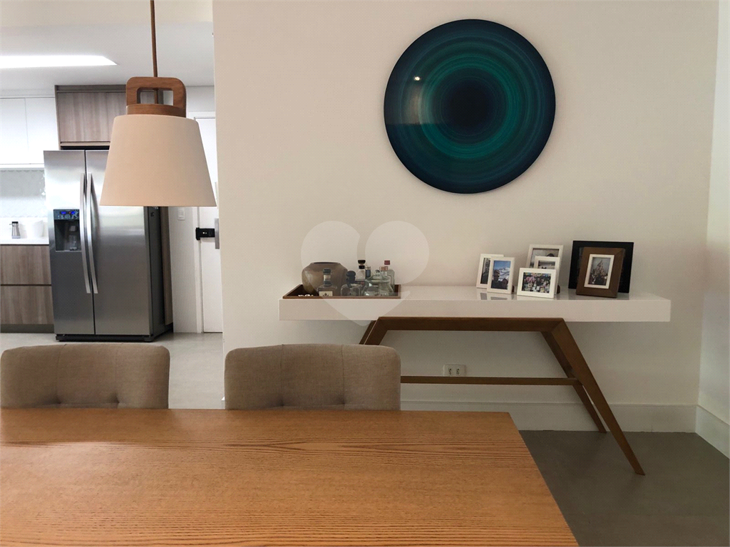 Apartamento alto padrão. 146 metros quadrados
