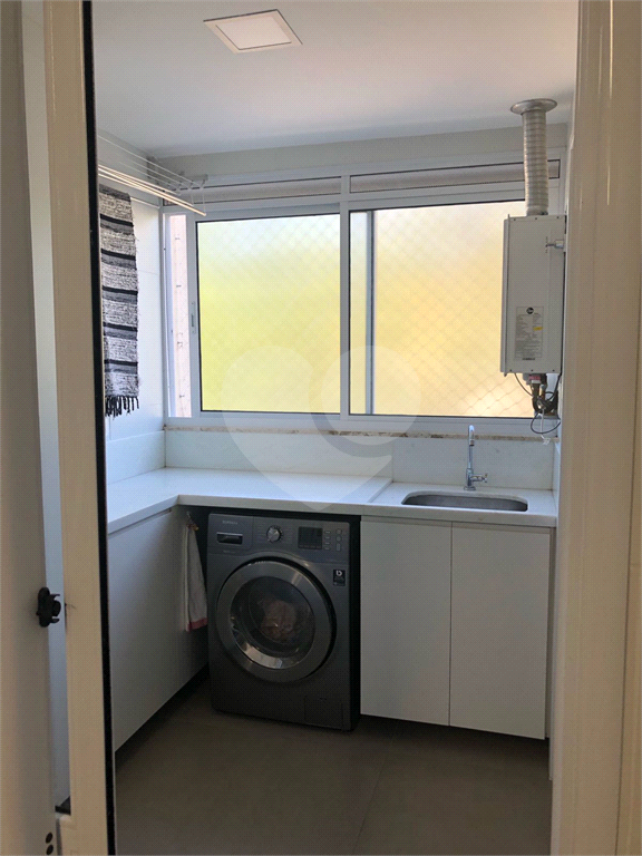 Apartamento alto padrão. 146 metros quadrados