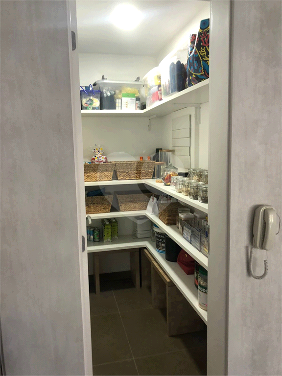 Apartamento alto padrão. 146 metros quadrados