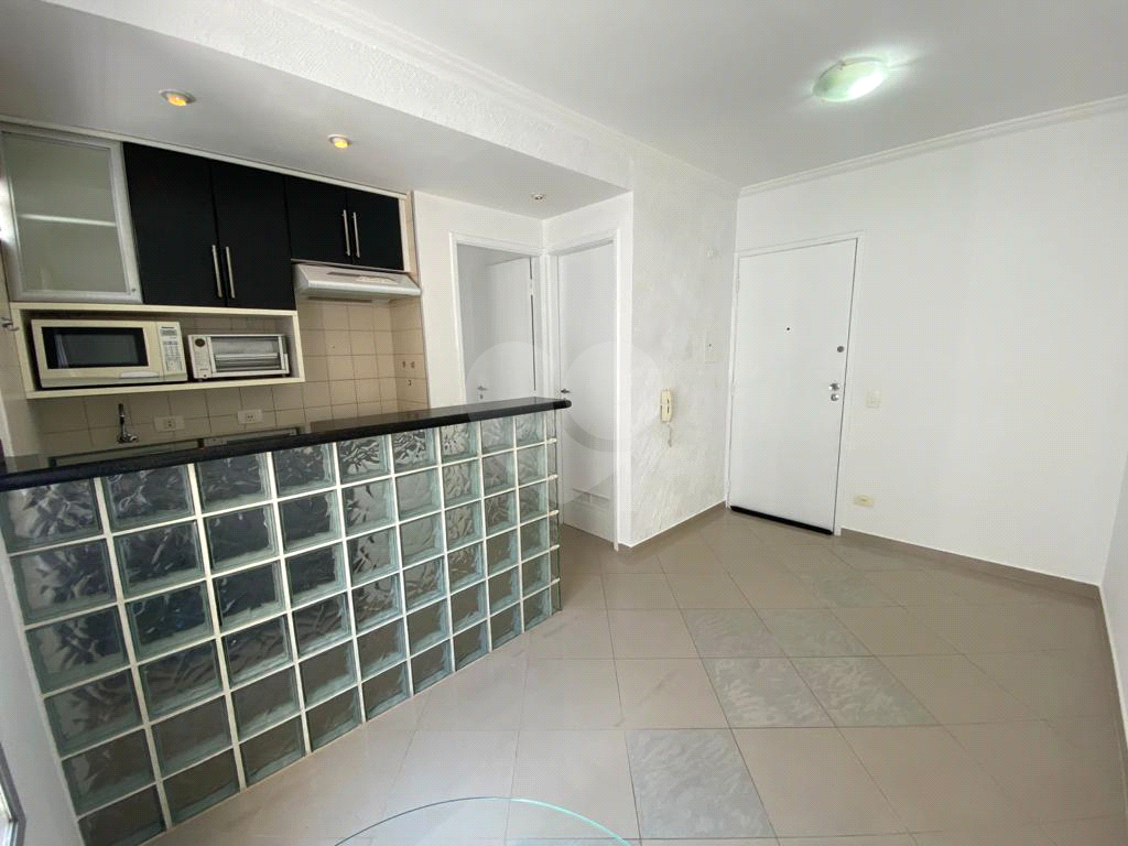 APARTAMENTO em HIGIENÓPOLIS