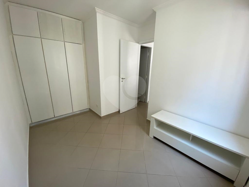 APARTAMENTO em HIGIENÓPOLIS