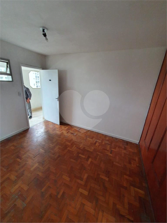 Apartamento à venda com 2 quartos, 54m² - Foto 19