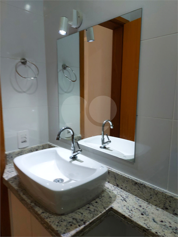 CONDOMÍNIO em VILA GUILHERME