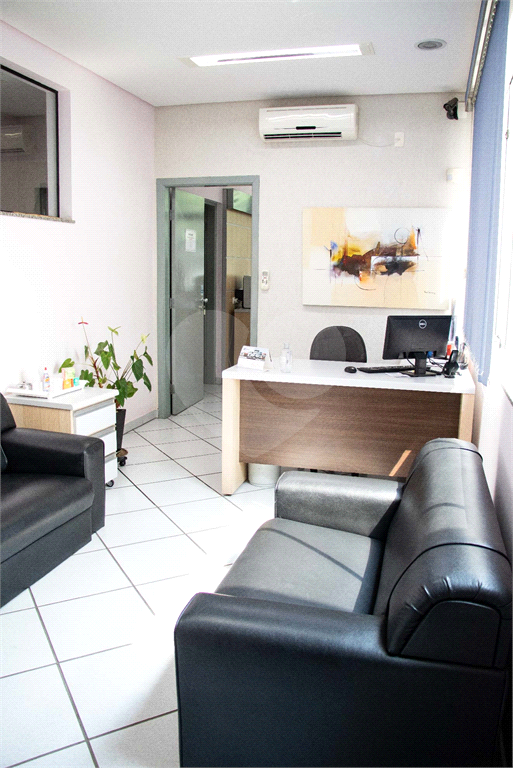 Predio Comercial - 560 metros -Terreo - 1o. 2o - andar - Tatuape - Vila Gomes Cardim