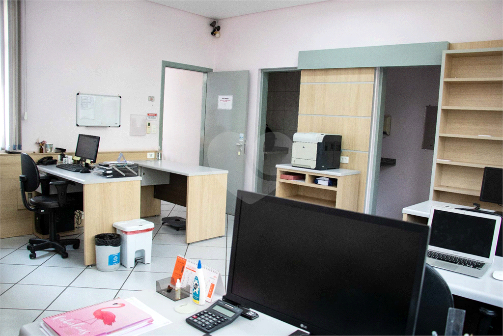 Predio Comercial - 560 metros -Terreo - 1o. 2o - andar - Tatuape - Vila Gomes Cardim