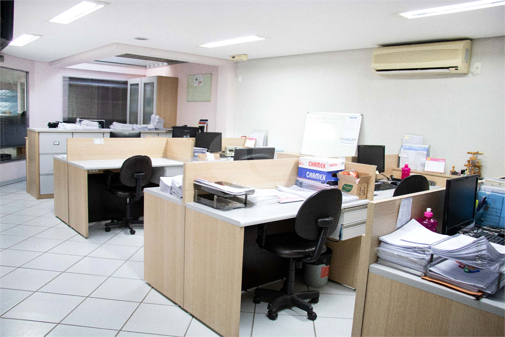 Predio Comercial - 560 metros -Terreo - 1o. 2o - andar - Tatuape - Vila Gomes Cardim
