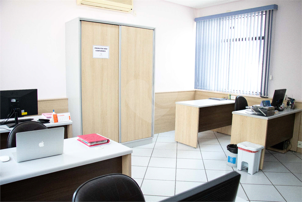 Predio Comercial - 560 metros -Terreo - 1o. 2o - andar - Tatuape - Vila Gomes Cardim