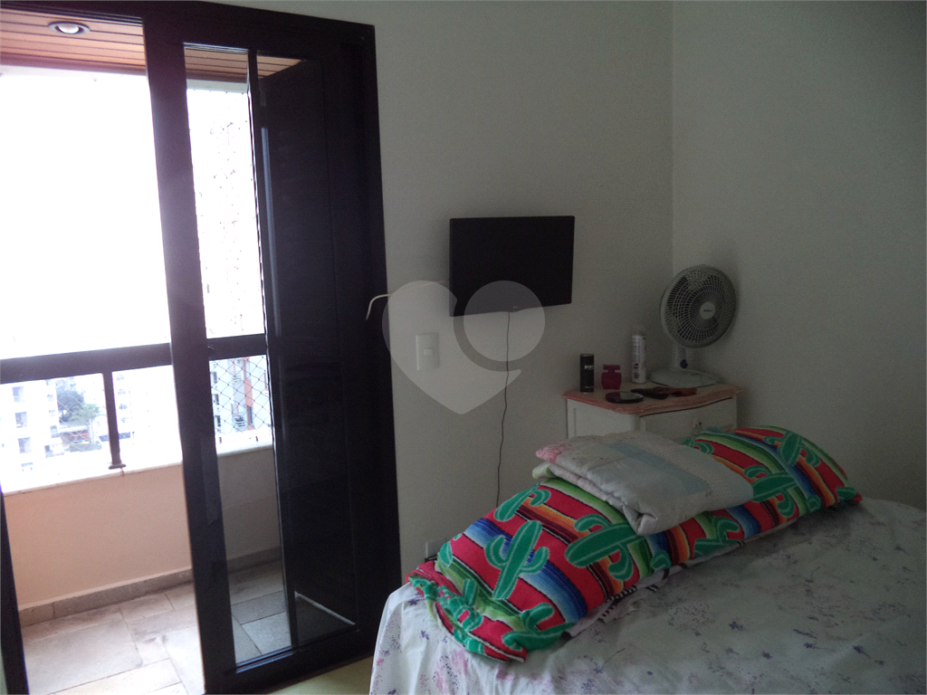 APARTAMENTO em PERDIZES