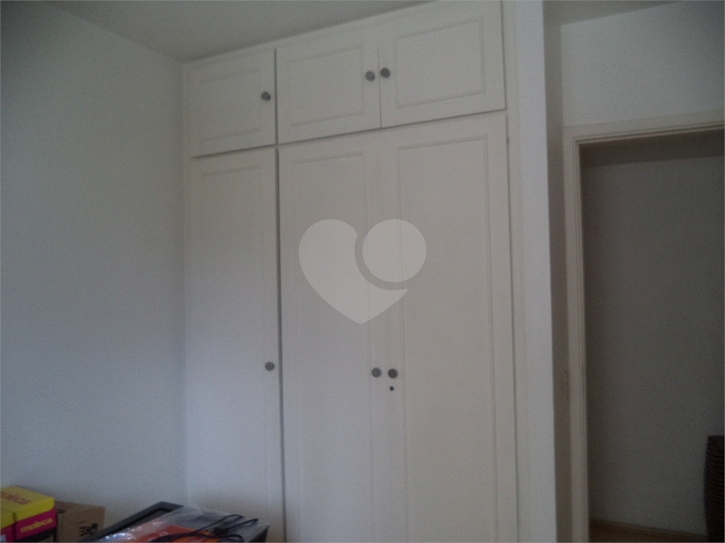APARTAMENTO em PERDIZES