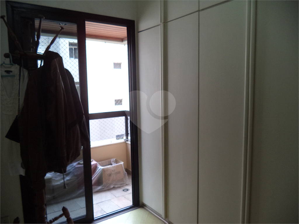 APARTAMENTO em PERDIZES