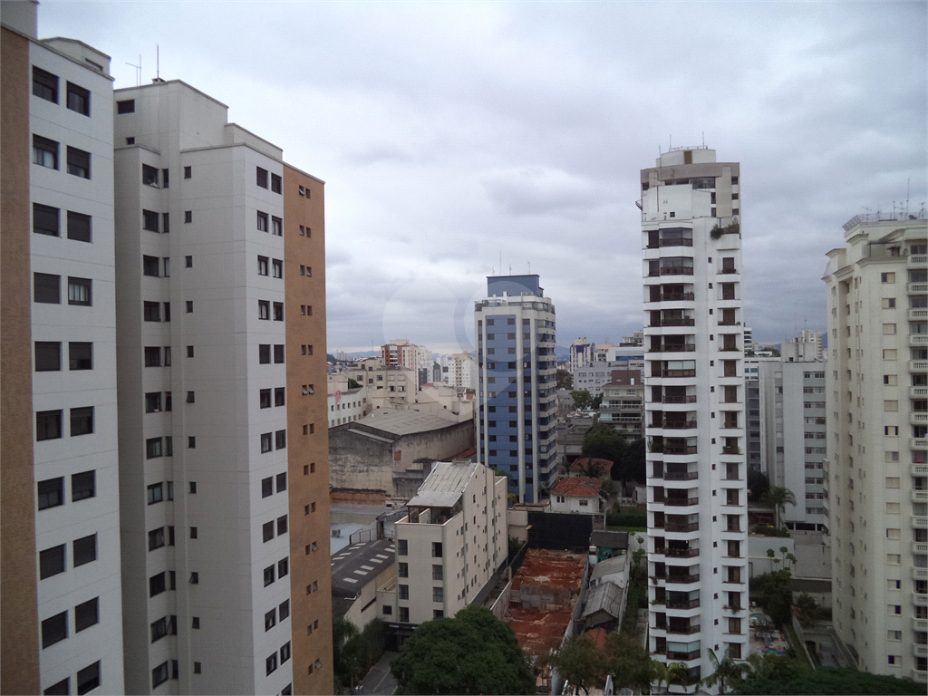 APARTAMENTO em PERDIZES