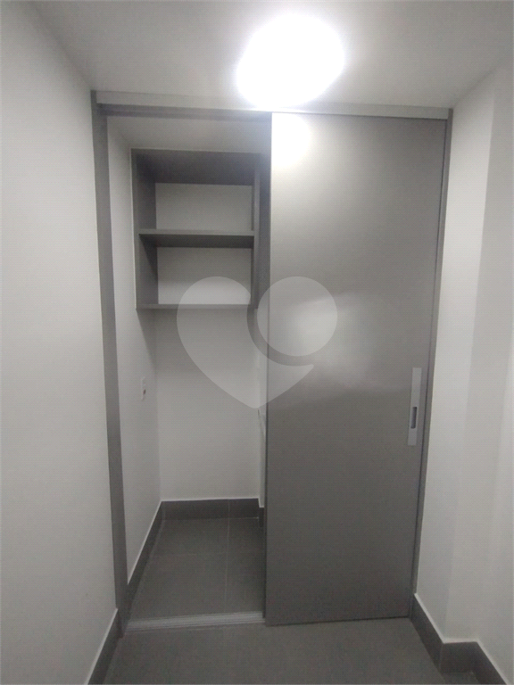 APARTAMENTO 2 DORMITÓRIOS (1 SUÍTE), TERRAÇO E 1 VAGA DE GARAGEM PARA LOCAÇÃO - VILA MADALENA