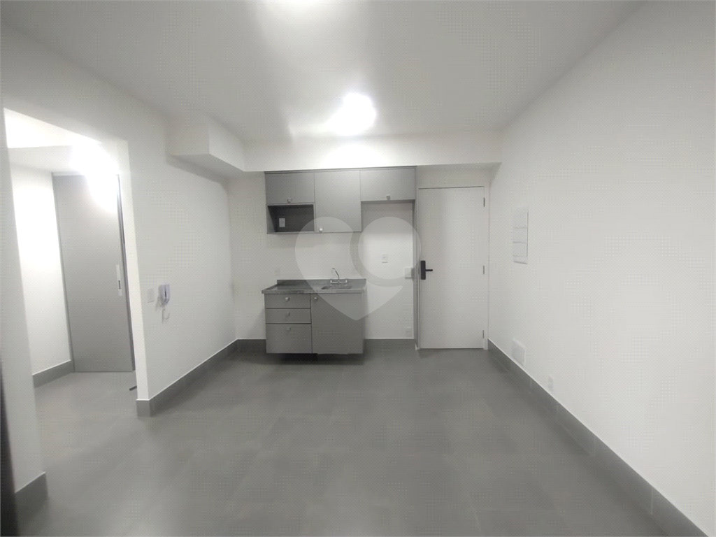 APARTAMENTO 2 DORMITÓRIOS (1 SUÍTE), TERRAÇO E 1 VAGA DE GARAGEM PARA LOCAÇÃO - VILA MADALENA