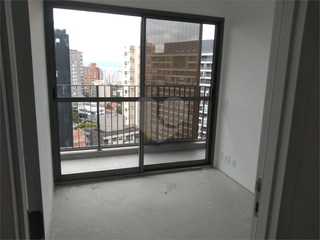 APARTAMENTO 2 DORMITÓRIOS (1 SUÍTE), TERRAÇO E 1 VAGA DE GARAGEM PARA LOCAÇÃO - VILA MADALENA