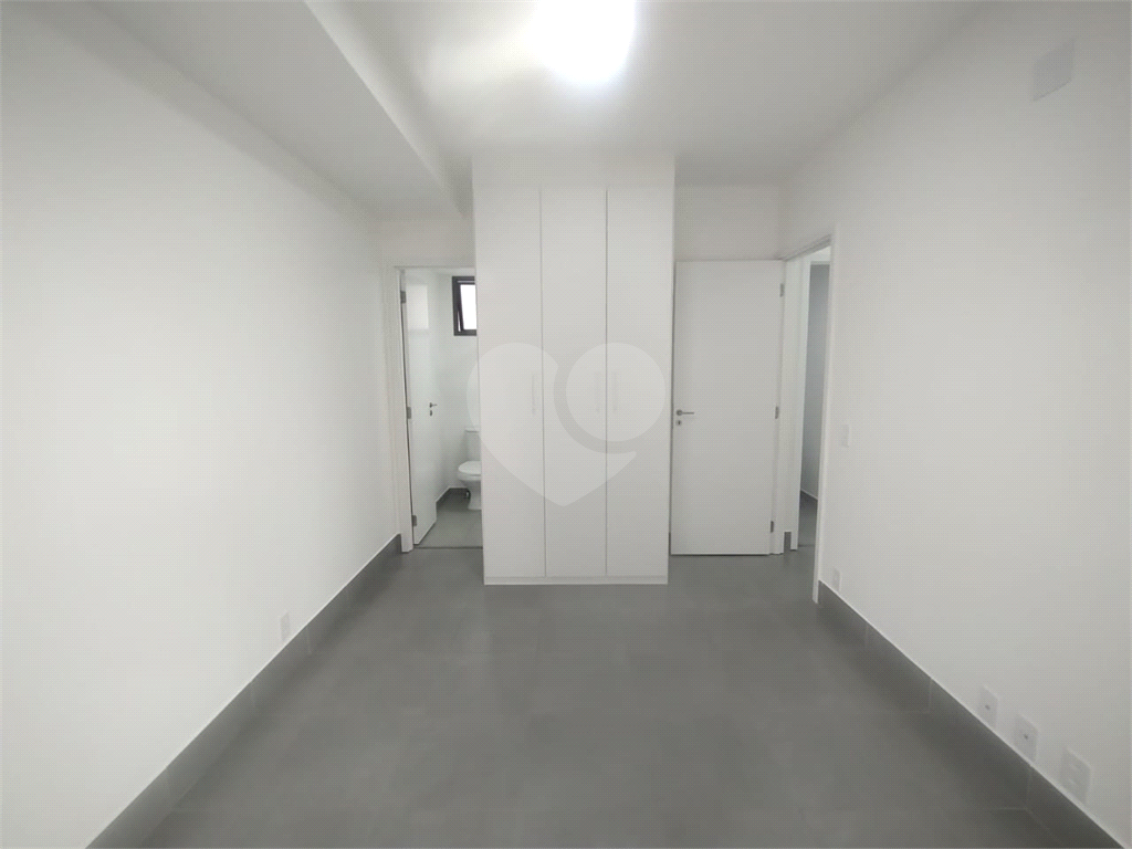 APARTAMENTO 2 DORMITÓRIOS (1 SUÍTE), TERRAÇO E 1 VAGA DE GARAGEM PARA LOCAÇÃO - VILA MADALENA