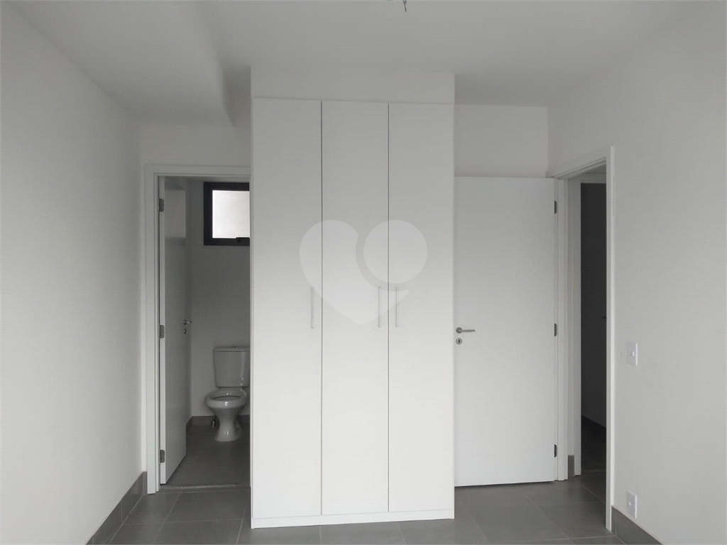 APARTAMENTO 2 DORMITÓRIOS (1 SUÍTE), TERRAÇO E 1 VAGA DE GARAGEM PARA LOCAÇÃO - VILA MADALENA