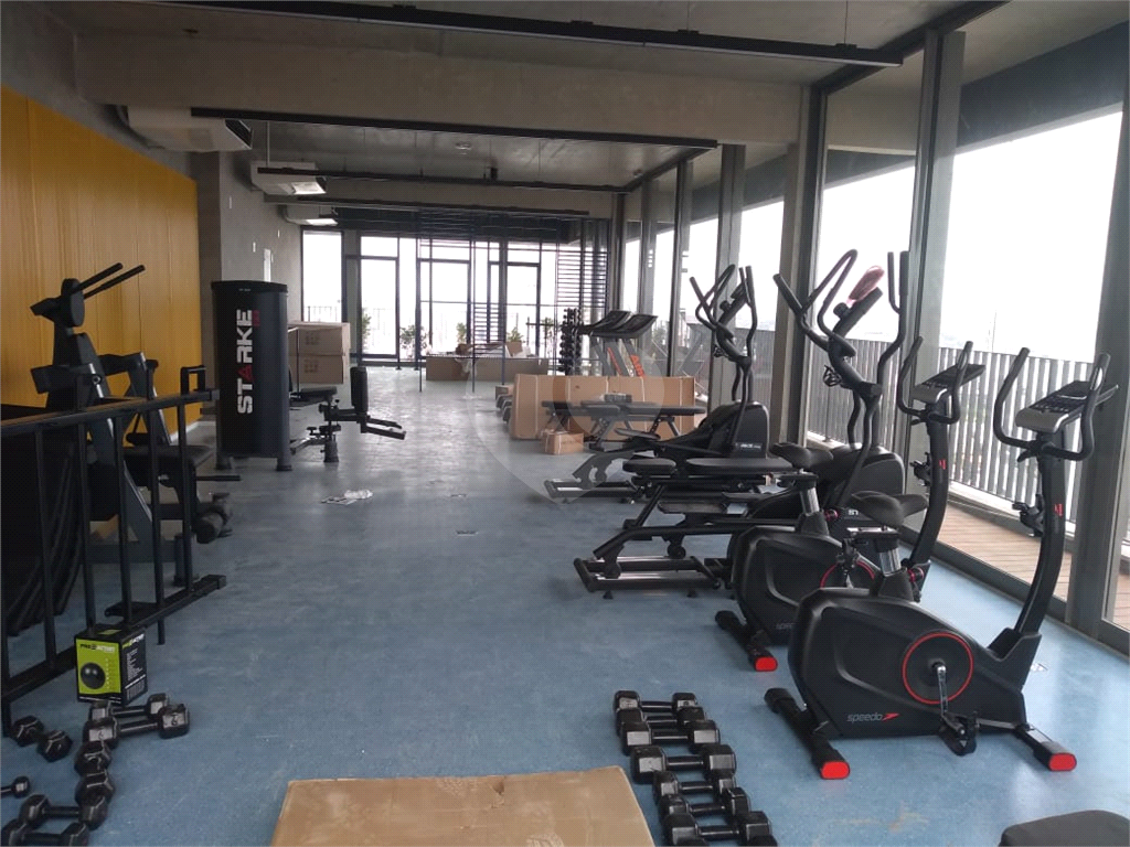 APARTAMENTO 2 DORMITÓRIOS (1 SUÍTE), TERRAÇO E 1 VAGA DE GARAGEM PARA LOCAÇÃO - VILA MADALENA