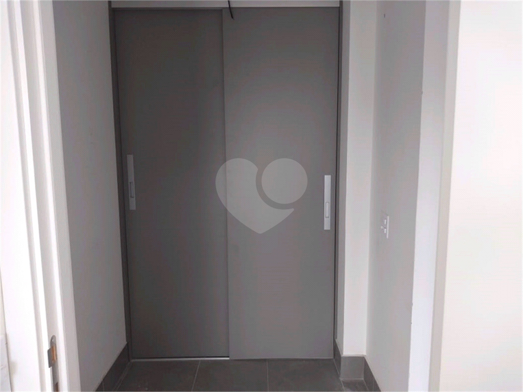 APARTAMENTO 2 DORMITÓRIOS (1 SUÍTE), TERRAÇO E 1 VAGA DE GARAGEM PARA LOCAÇÃO - VILA MADALENA