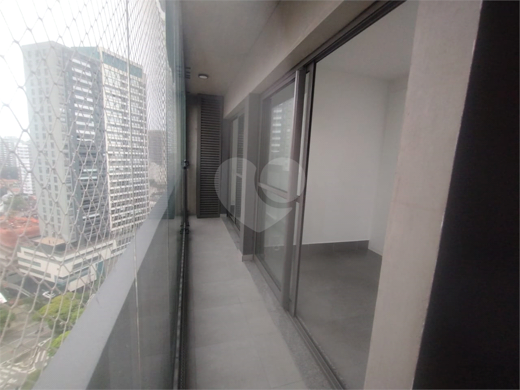 APARTAMENTO 2 DORMITÓRIOS (1 SUÍTE), TERRAÇO E 1 VAGA DE GARAGEM PARA LOCAÇÃO - VILA MADALENA