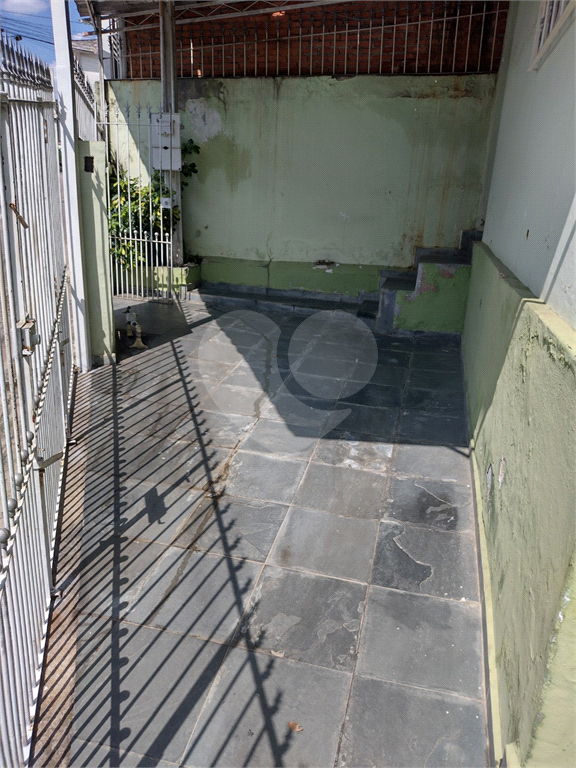 Casa térrea 2 quartos 1 vaga - Jardim São João. 