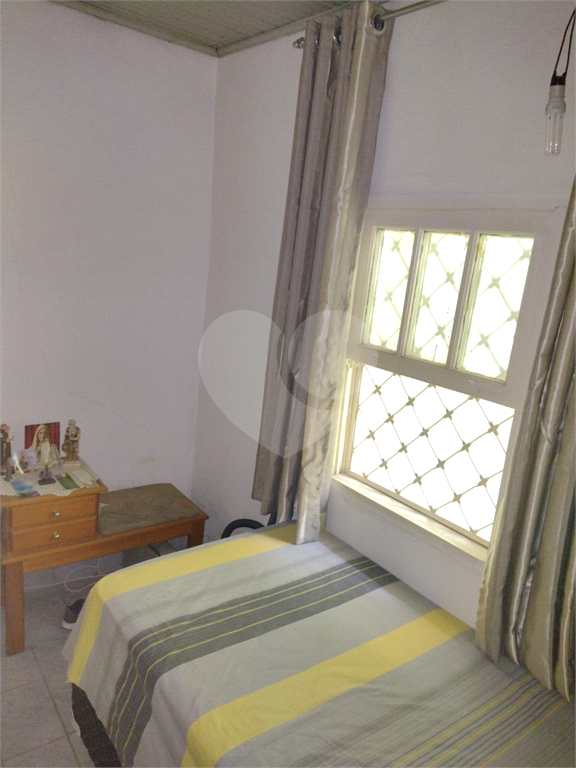 Casa térrea 2 quartos 1 vaga - Jardim São João. 