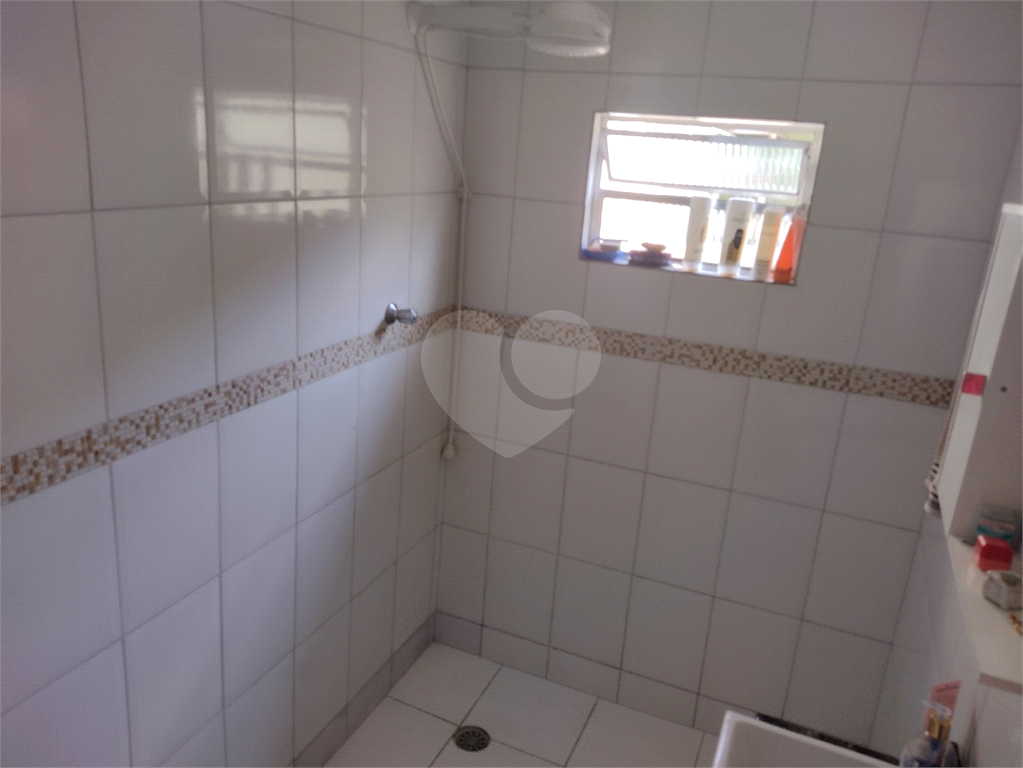 Casa térrea 2 quartos 1 vaga - Jardim São João. 