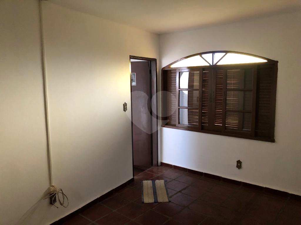 Sobrado à venda com 3 quartos, 269m² - Foto 11