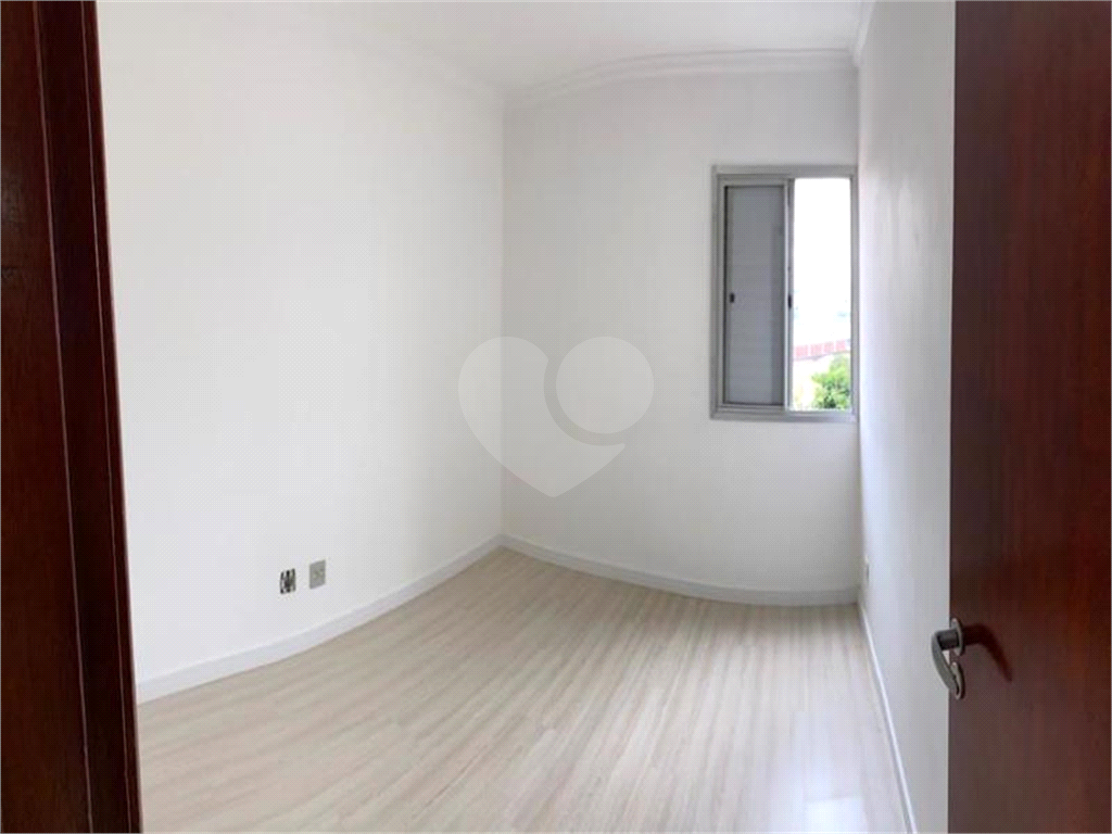 APARTAMENTO em VILA PRUDENTE