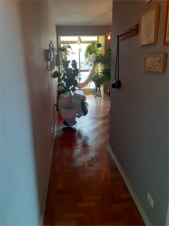 APARTAMENTO em BARRA FUNDA