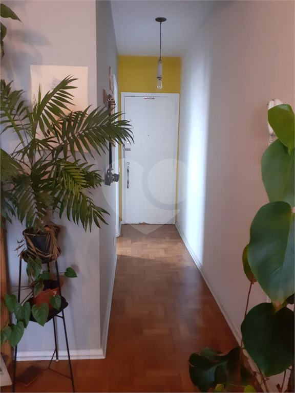 APARTAMENTO em BARRA FUNDA