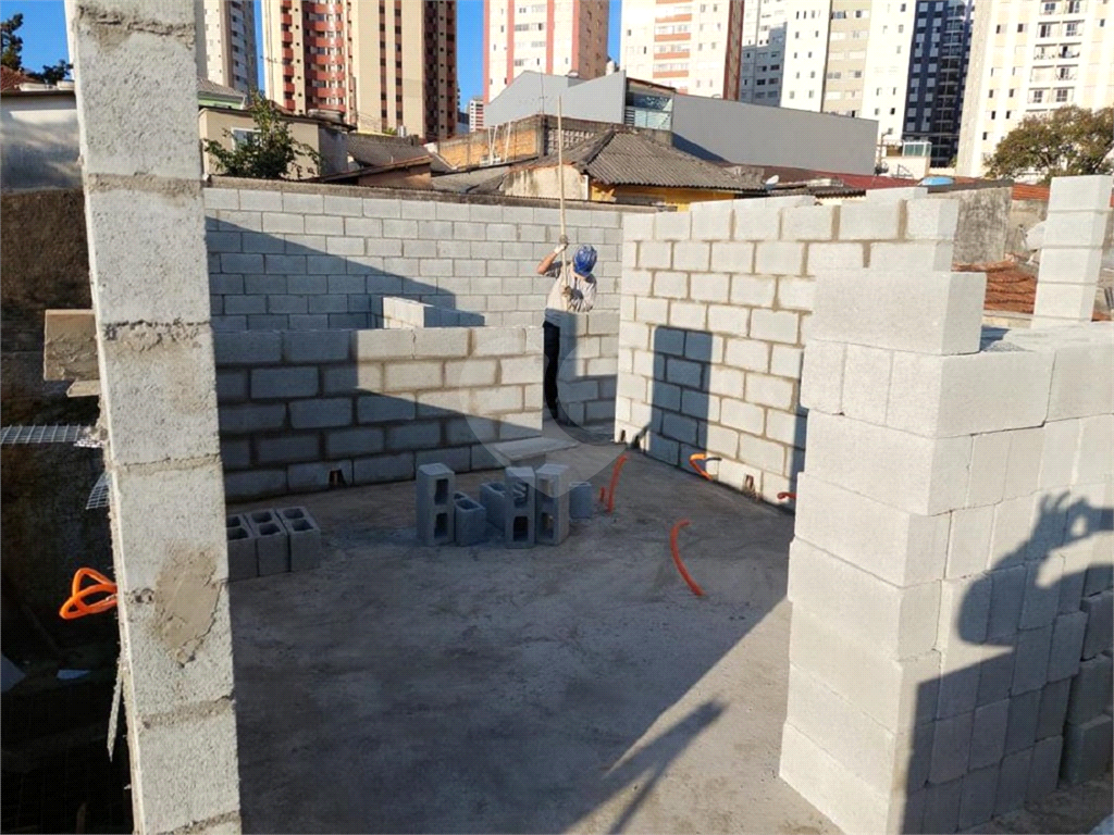 Apartamento com 02 dormitórios, 01 banheiro - Saúde / Vila Gumetcindo