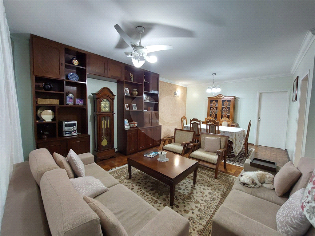 Sobrado à venda e aluguel com 3 quartos, 286m² - Foto 1